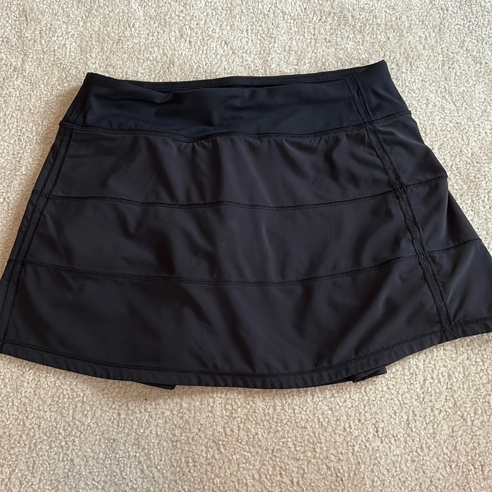 Lululemon shirt size 6